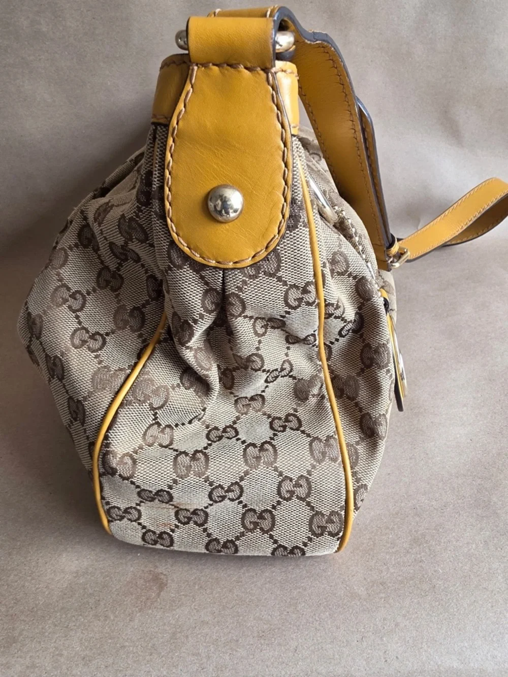 Original GG Canvas Sukey Messenger Bag
